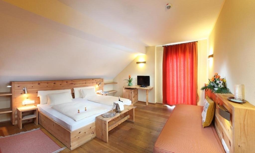 Hotel Tyrol-Alpenhof Зефельд-ін-Тіроль Номер фото